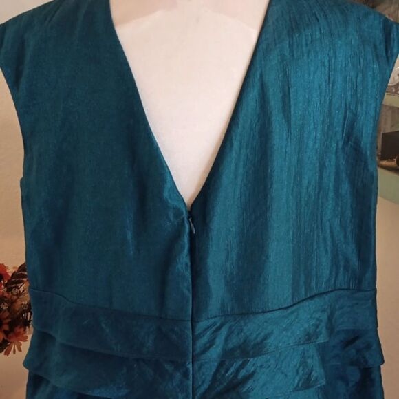 Dressbarn Woman Teal Dressy Dress - Picture 6 of 11